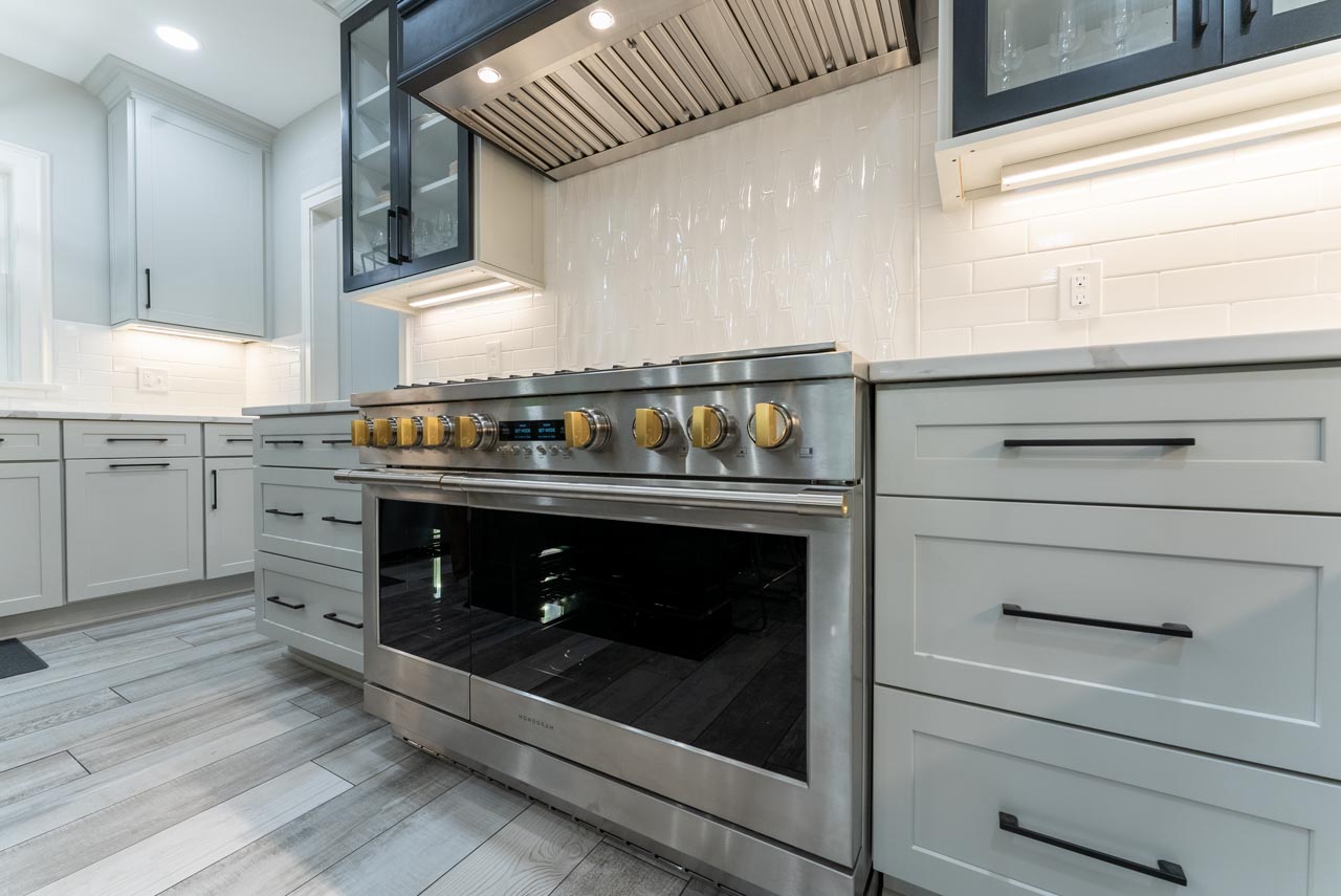 Gorgeous Tudor Kitchen Remodel Alberino Construction   DSC01641 HDR Web 